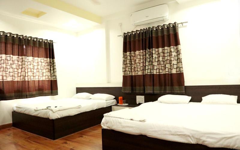 Hotel United House Shirdi Exterior photo